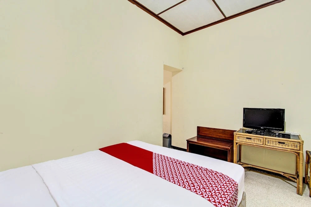 OYO 92534 Fajar Indah Guest House