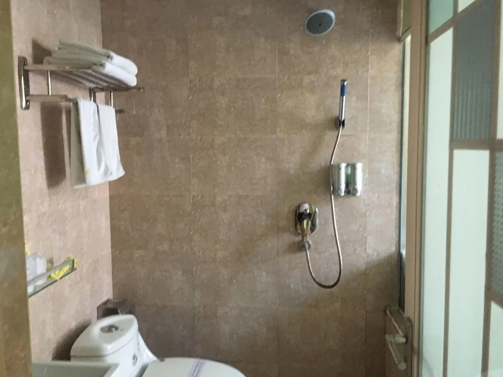 Victory hotel