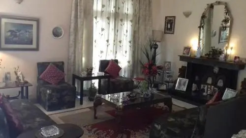 "Nains Kunj" A Travellers Home