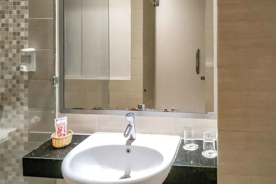 RedDoorz Premium @ Jalan Veteran Bojonegoro