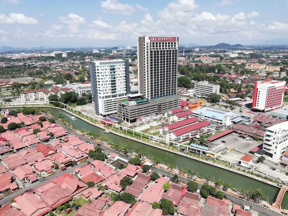The Shore 3BR Luxury Residences