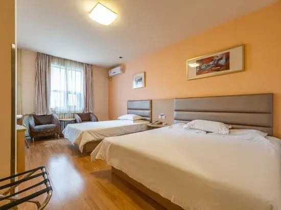 Grace Inn (Tengzhou Railway Station RT-Mart)