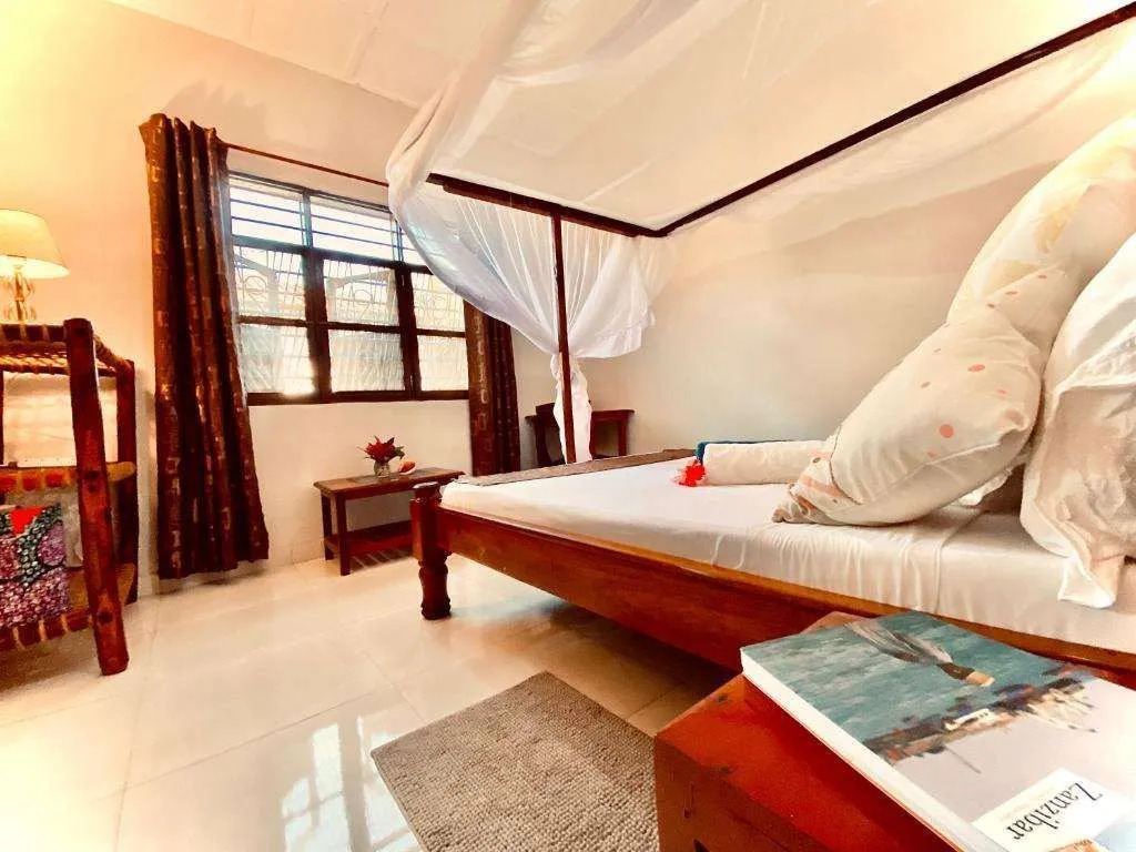 Villa Orchid Beach Guest House