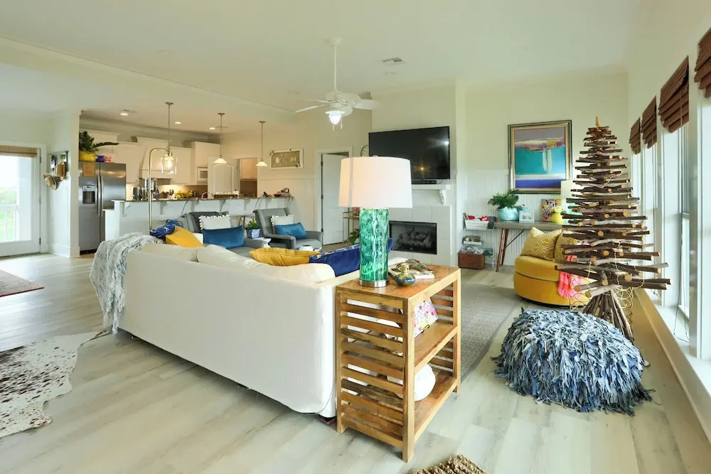 Steps to Bolivar Beach: Home w/ Deck & Grill