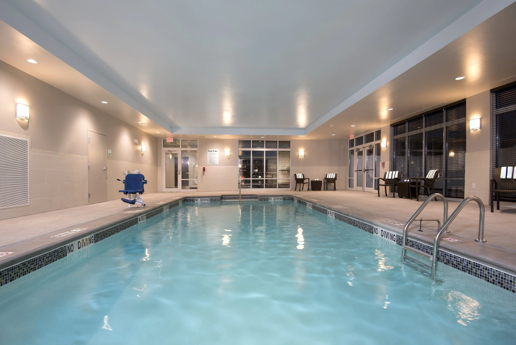 Holiday Inn Indianapolis Airport by IHG