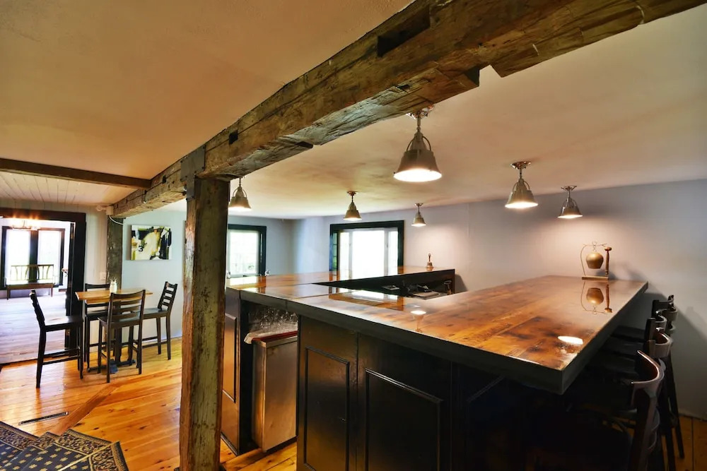 Sutton's Haven Inn