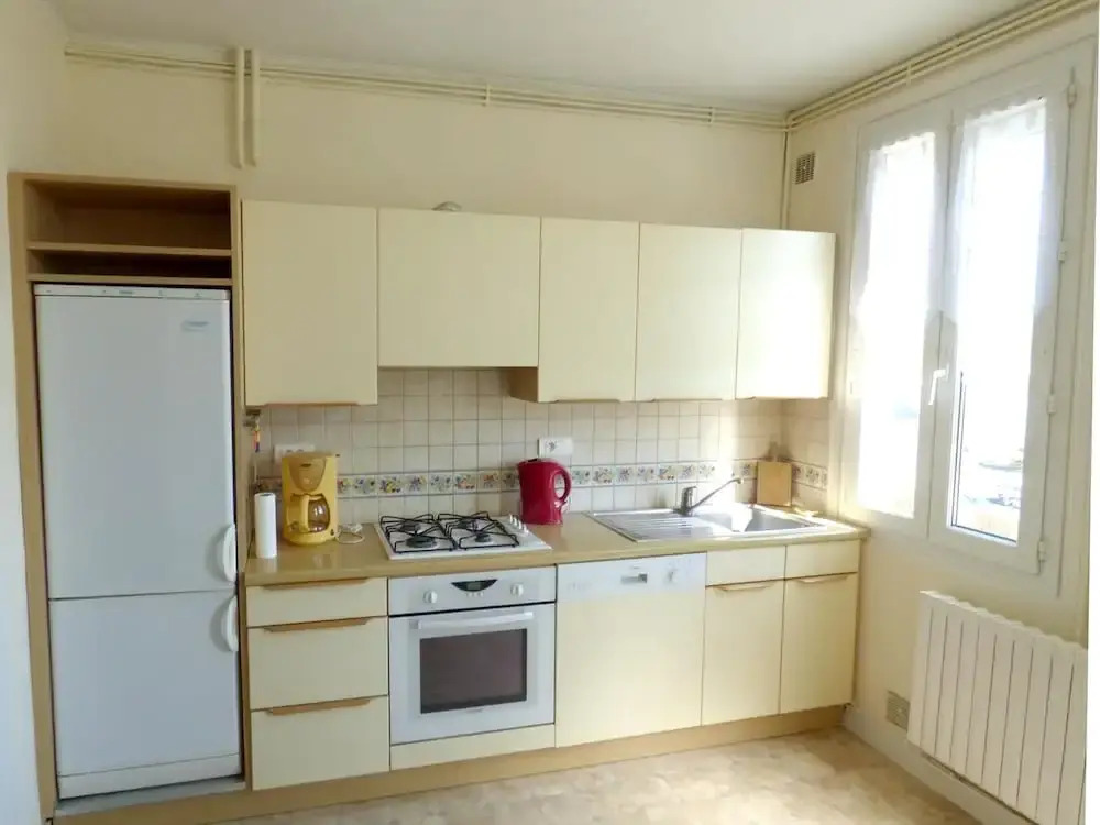 House With 2 Bedrooms in Chateaulin, With Wonderful Lake View, Furnished Garden and Wifi - 12 km From the Beach