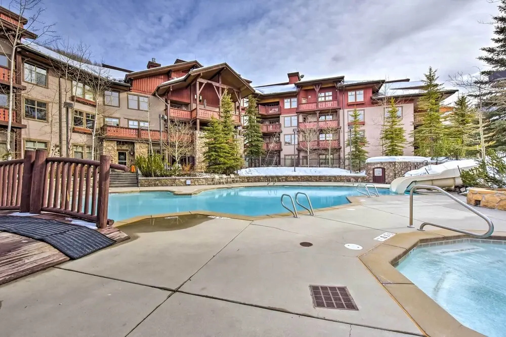 Ski-in/ski-out Solitude Resort Condo w/ Mtn Views!