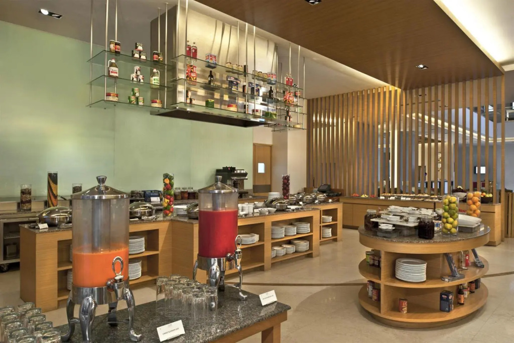 Four Points by Sheraton Hotel & Serviced Apartments, Pune