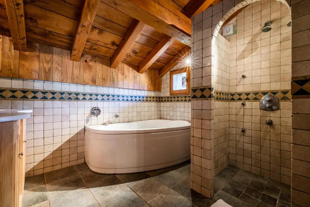 Chalet Chu Lo Dou Le Praz Courchevel - by EMERALD STAY
