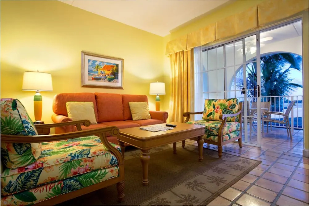 Paradise Harbour Club & Marina