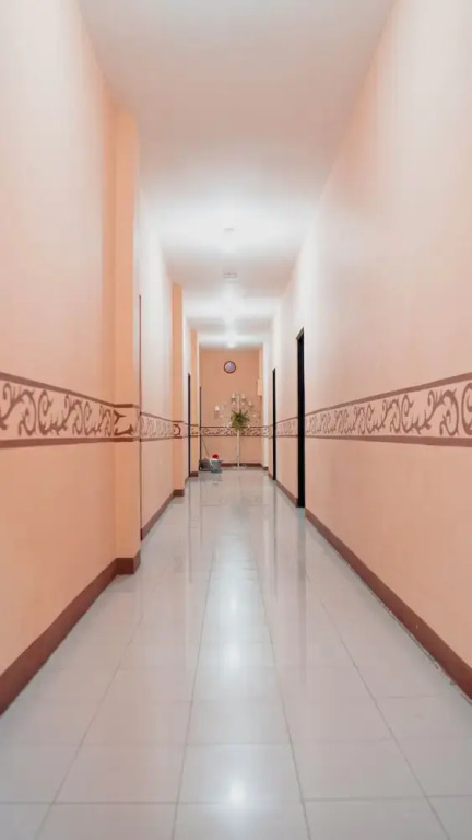 RedDoorz Near Gedung Sultan Suriansyah