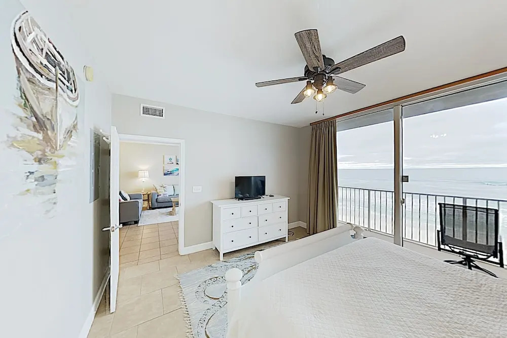 New Listing! Gulf-view Resort W/ Pools 1 Bedroom Condo