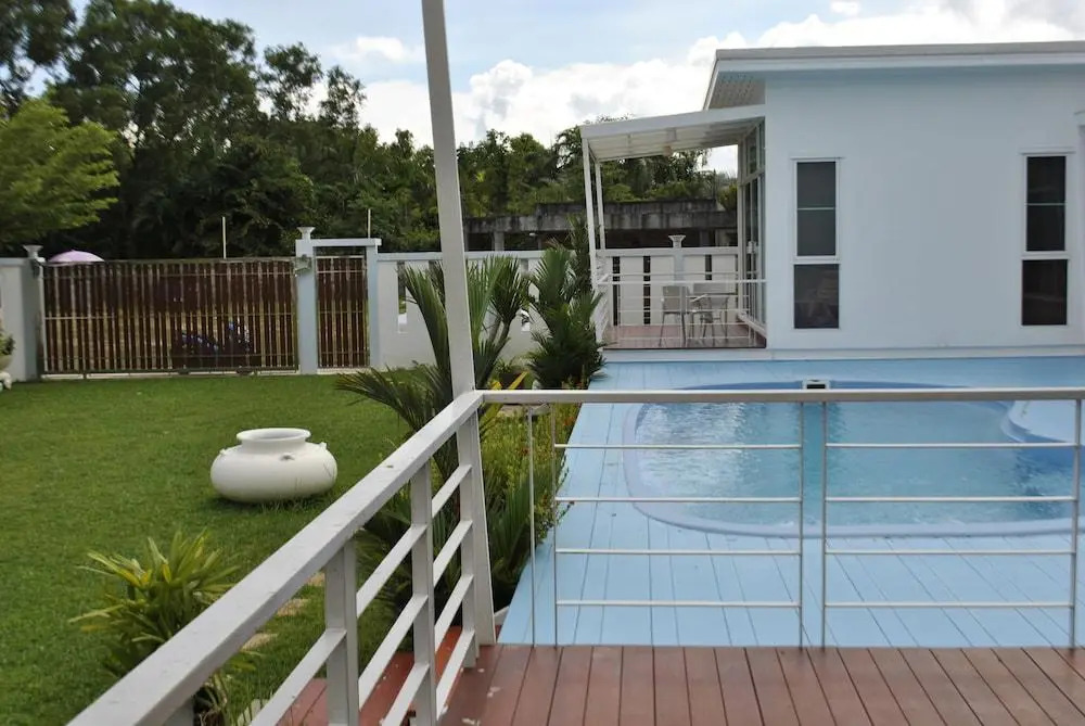 Siam Twins Villa A