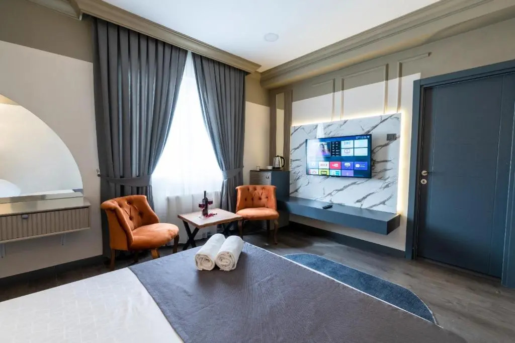 Arena Luxury Sui̇tes Hotel