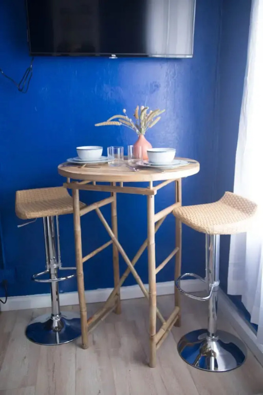 Amazing Studio in Beverly Boulevard! Sleeps 3!