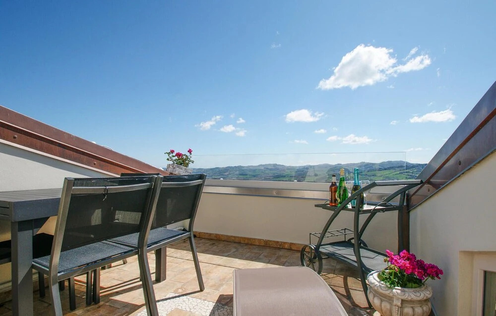 Amazing Home In Belvedere Fogliense