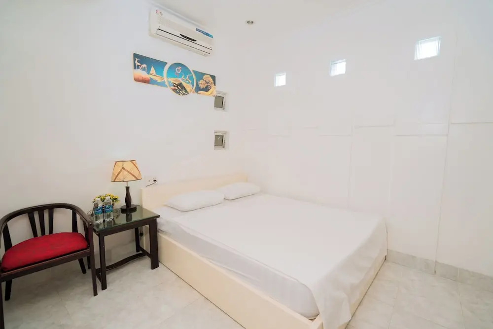 Trieu Vu Hotel & Apartment