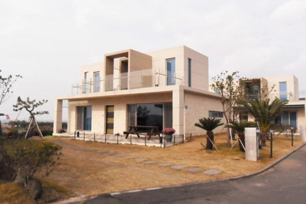 Jeju Track & Unshared House Pension