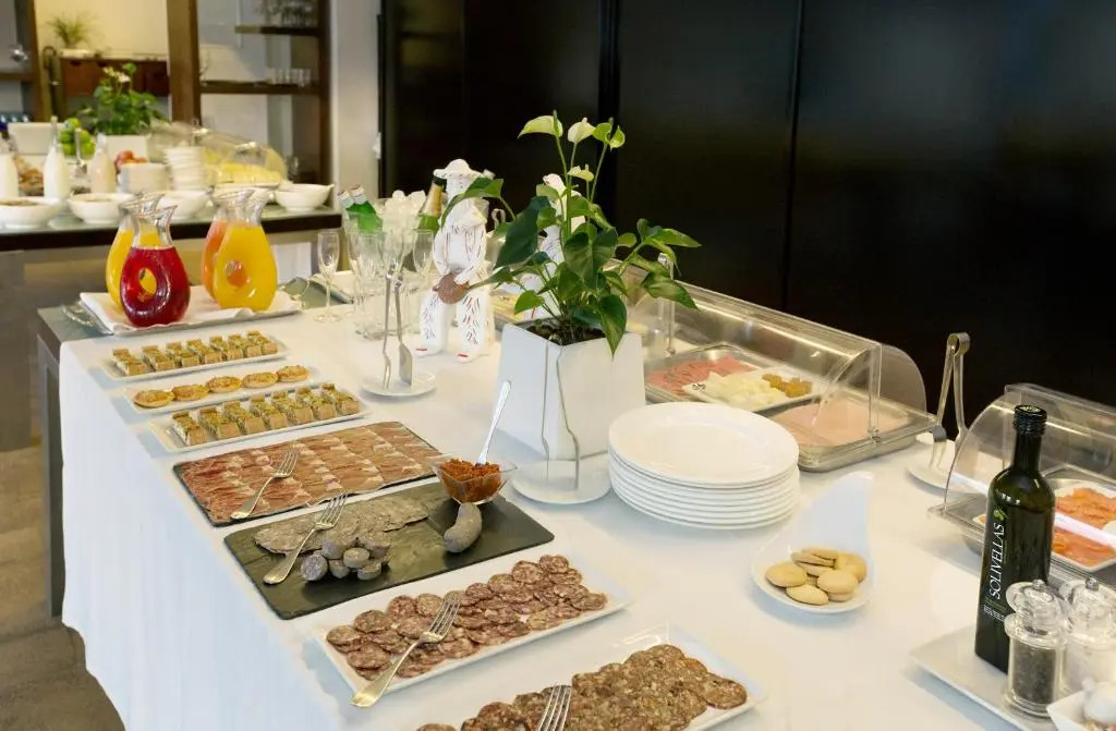 Hospes Palacio de los Patos, a Member of Design Hotels