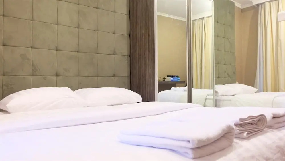 Pondok Indah At Hampton's Park Apartment