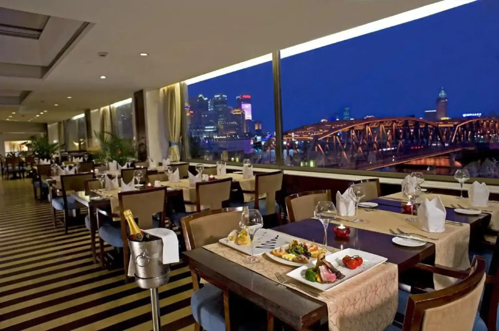 Отель Broadway Mansions Shanghai