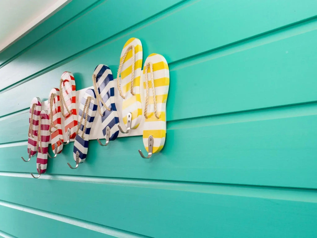 Sandy Feet Retreat I Pet Friendly I 1 Min Walk to Beach
