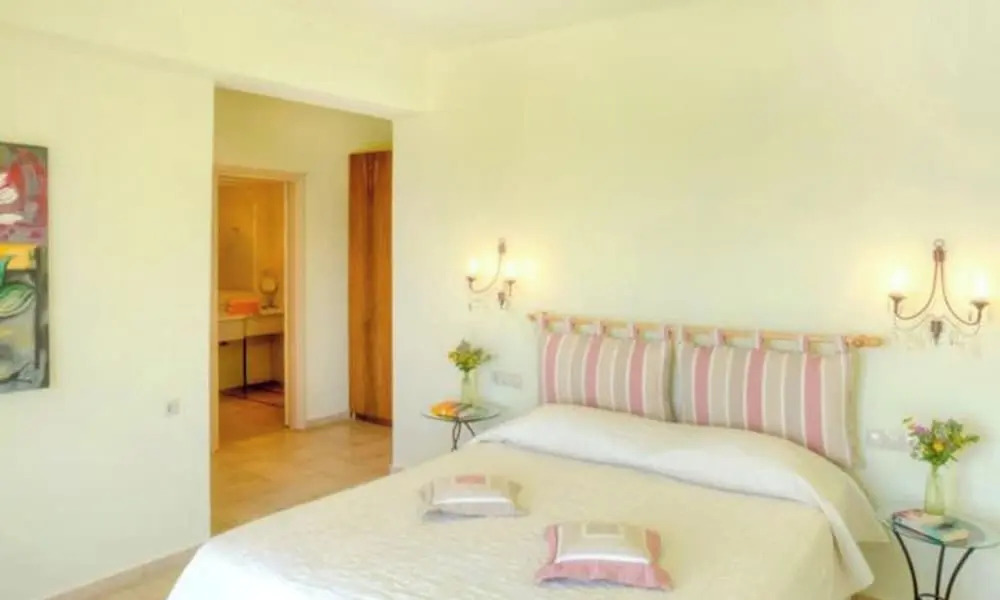 Villa Ares with private pool and a spectacular seaview 150m from the beach