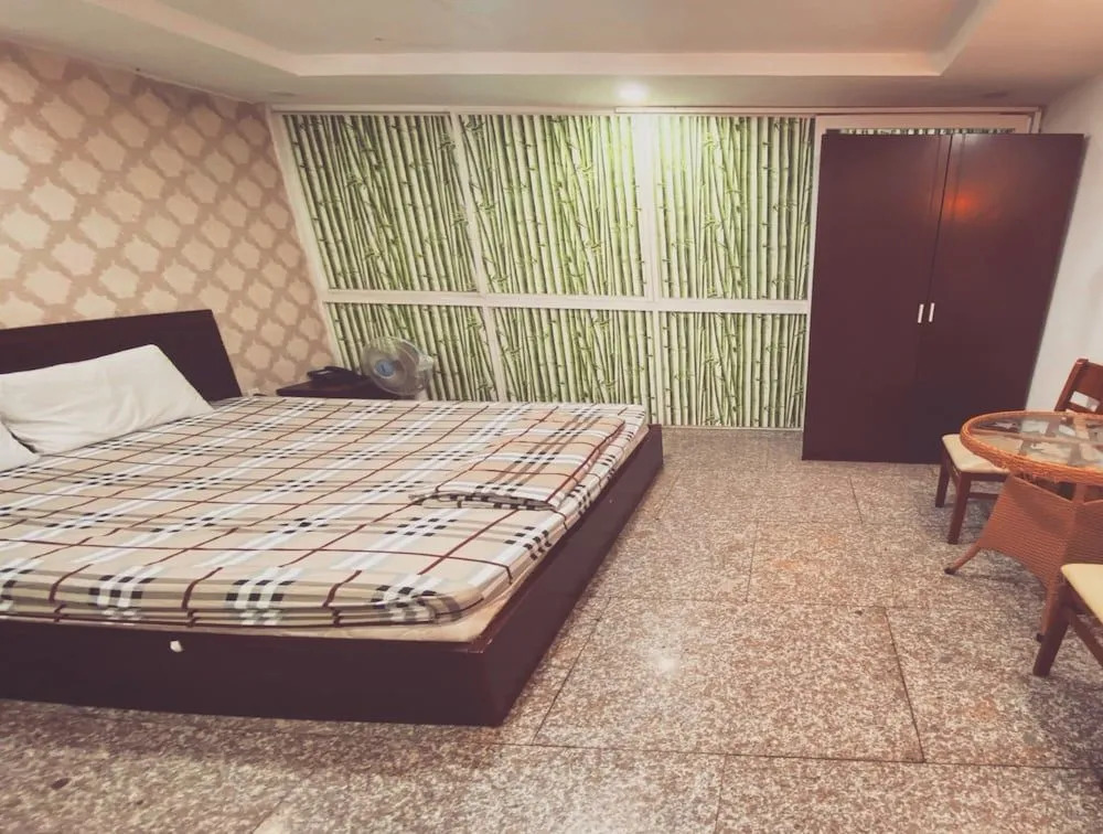 OYO 901 Vinh Phu Hotel