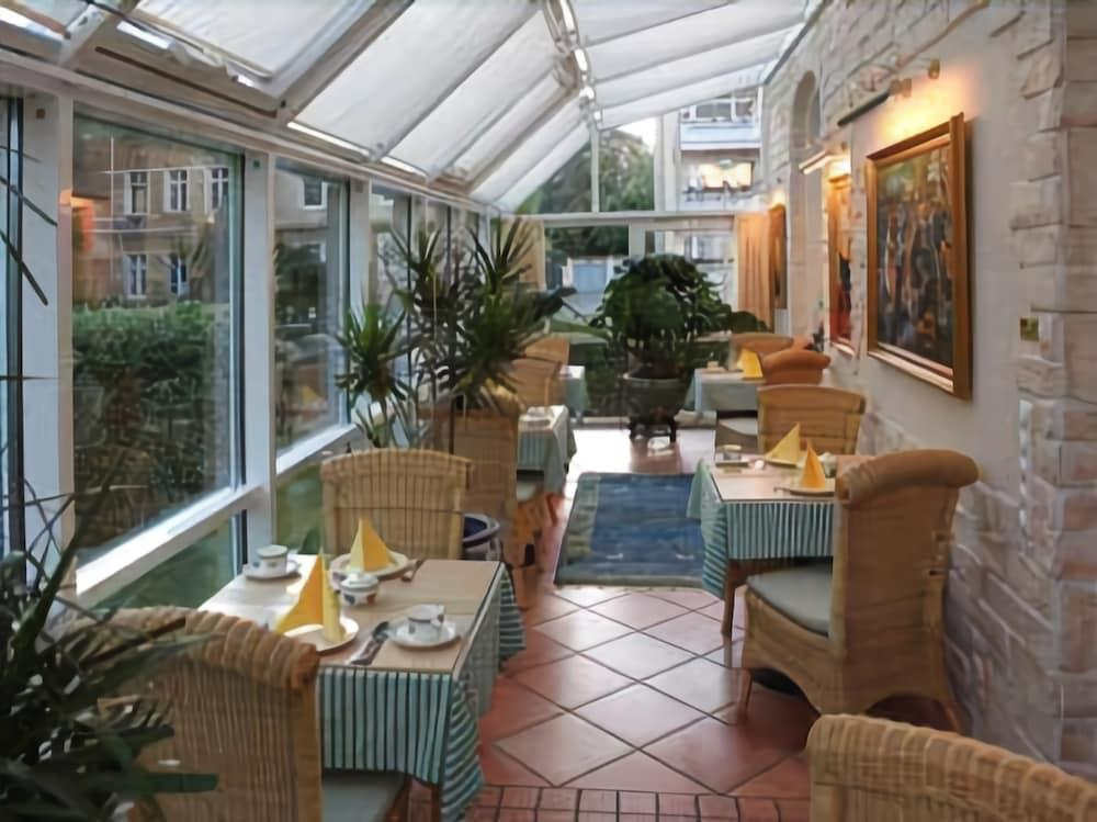 Pension am Großen Garten KG