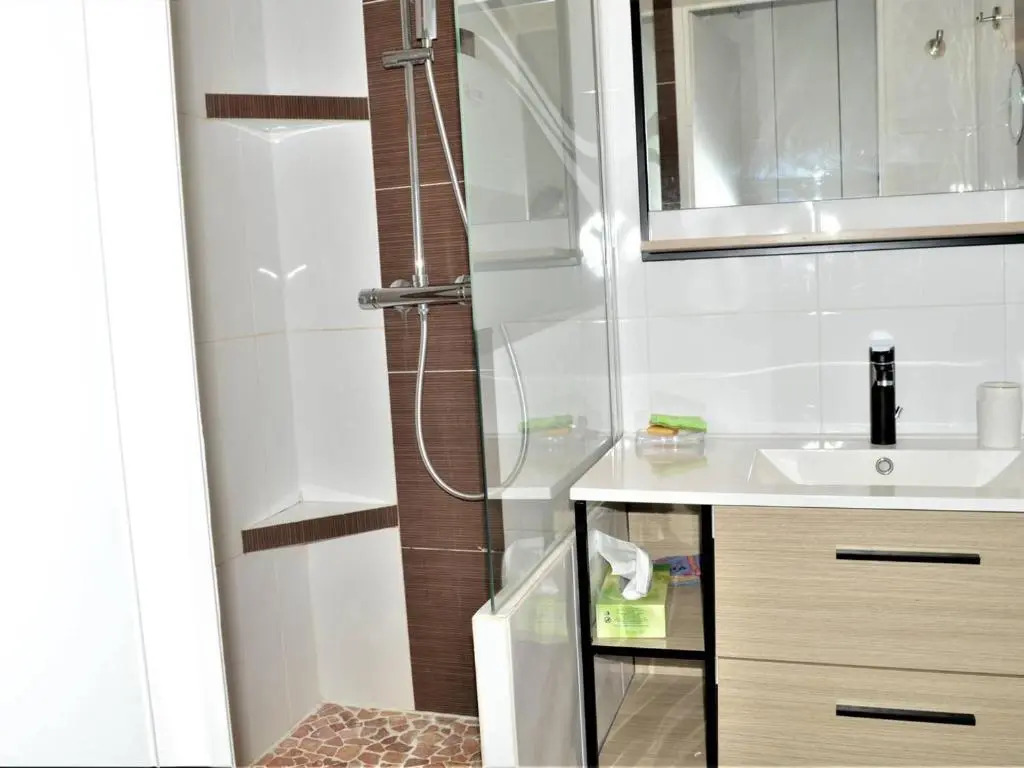 Appartement La Croix-Valmer, 2 pièces, 4 personnes - FR-1-226B-100
