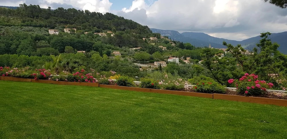 B&B LEstuve provencale