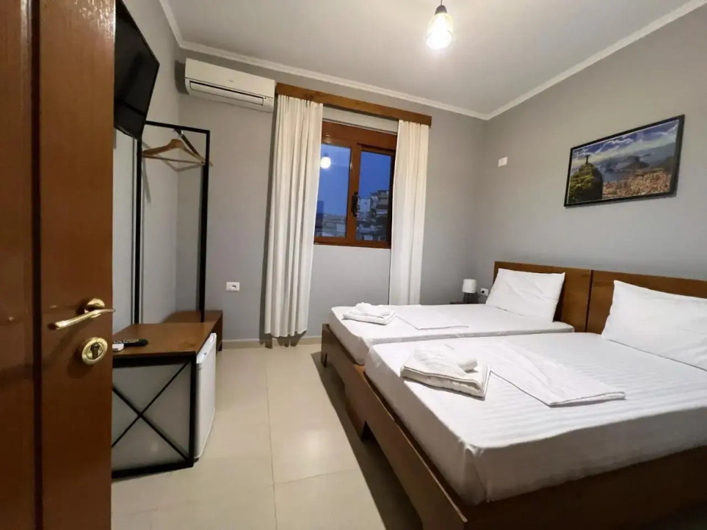 Saranda Port View Apartments