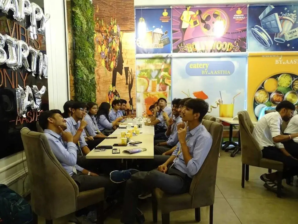 Hotel Aastha Inn