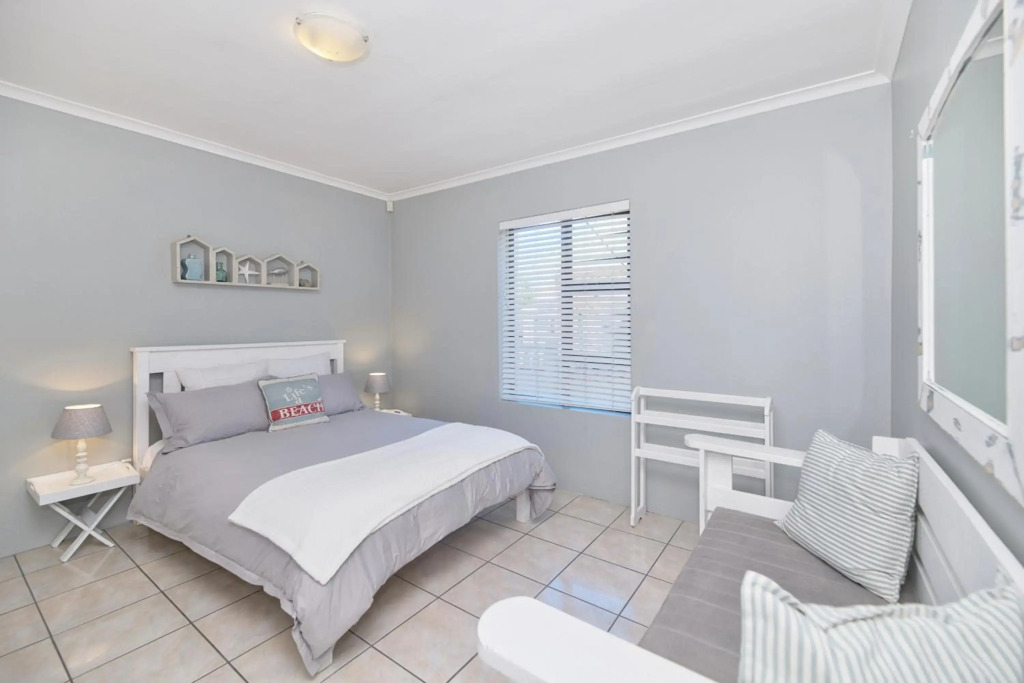 Struisbaai Holiday Home