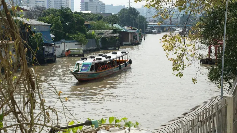 Bangluang Boutique Hotel nearby Wat Arun