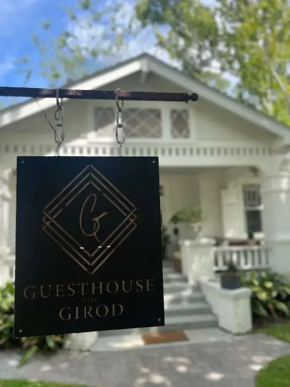 Guesthouse on Girod