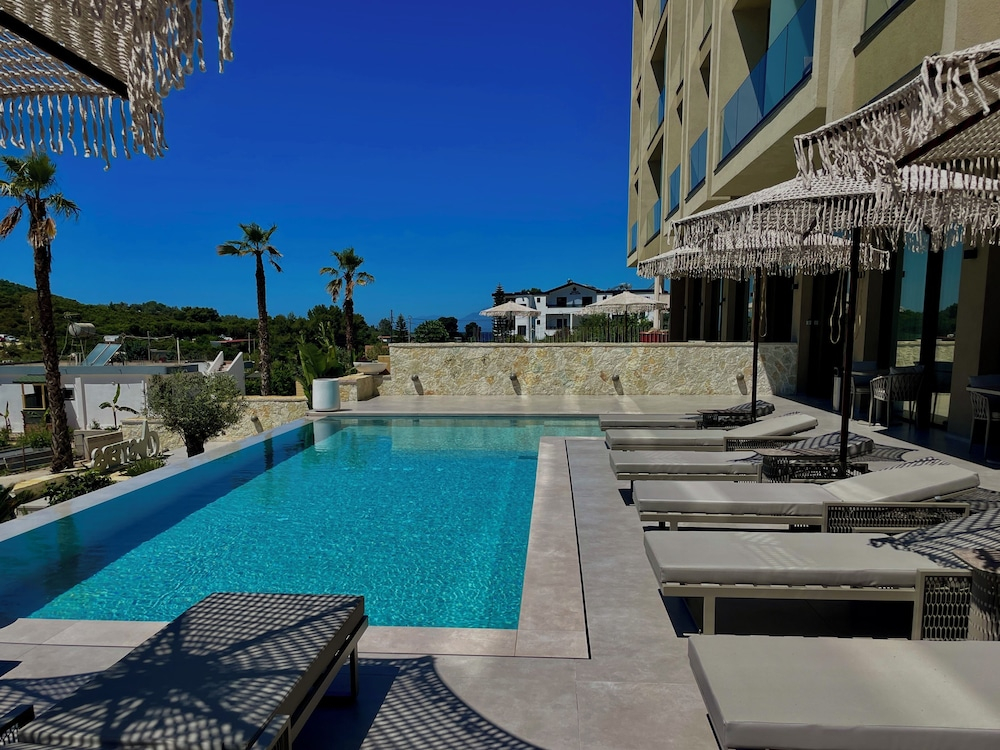 Asters Hotel