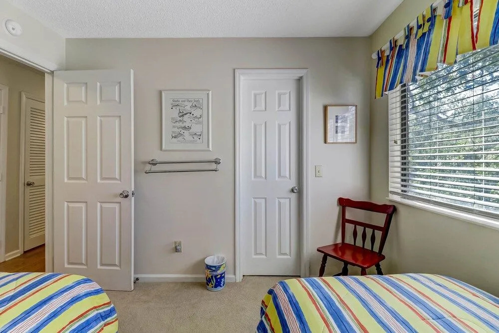 Dog Friendly Forest Ridge Condo Close to Beach by RedAwning