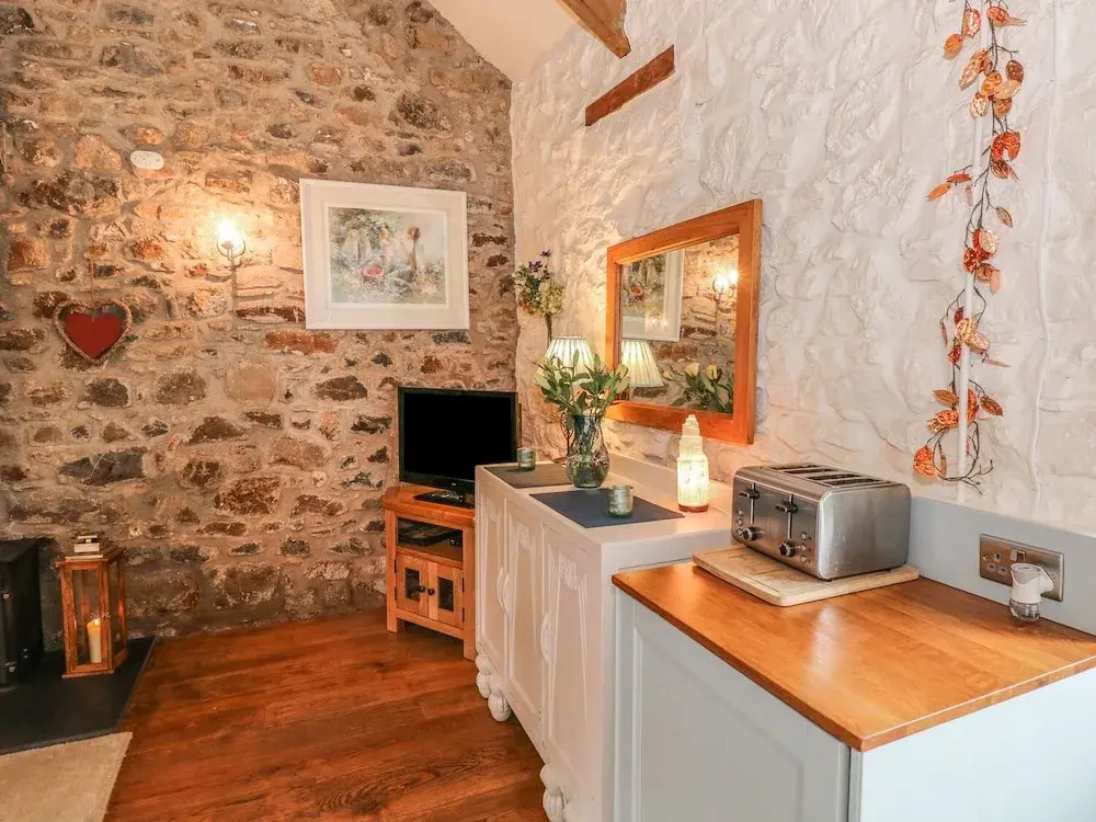 4 Rogeston Cottages
