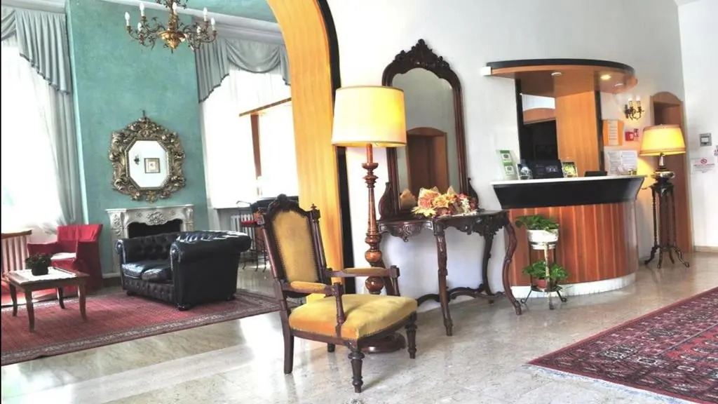 Esedra Hotel