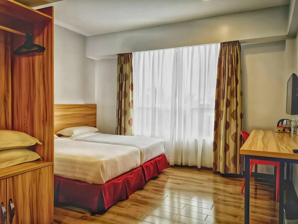 City Garden Hotel