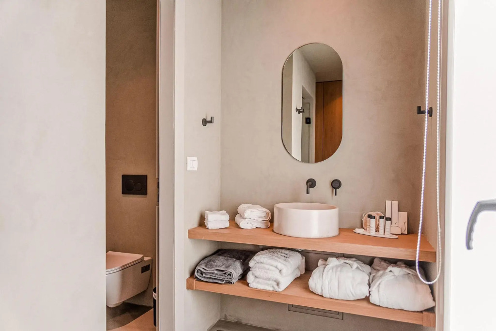 Amarelo Suites