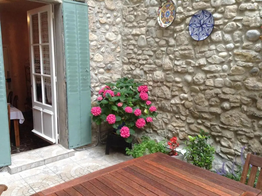 La Maison de la Riviere B&B