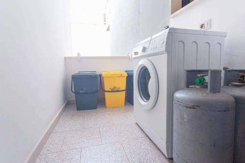 Appartamento a 150 m dal mare climatizzato con bellissimo patio esterno