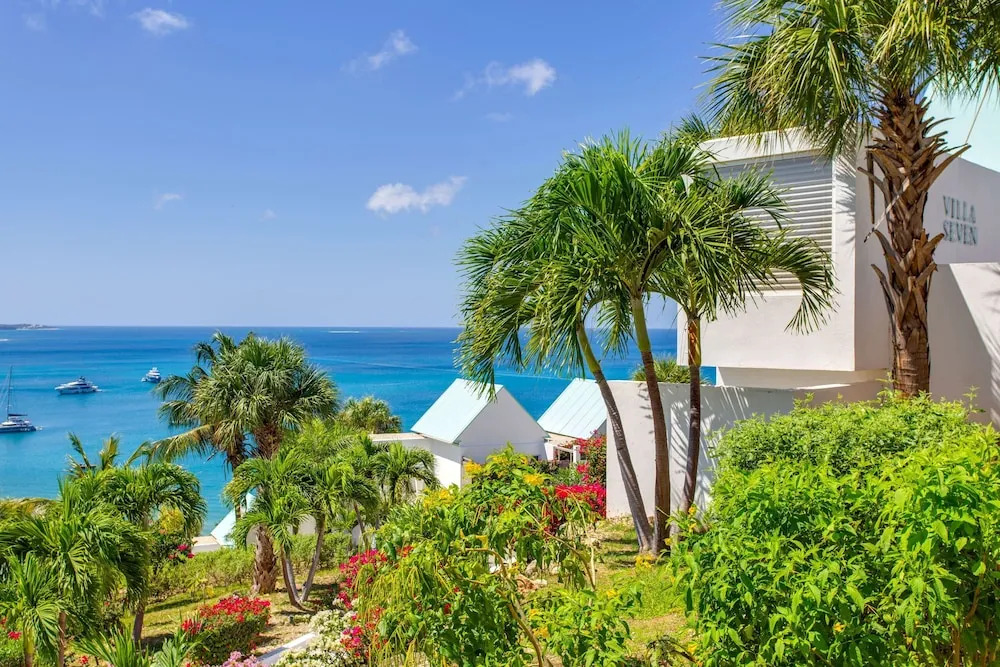 6 BR Villa On Crocus Bay With Pool Concierge