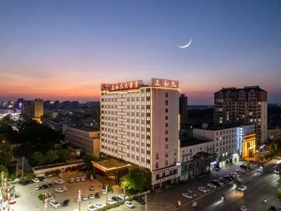 Sanheyuan Hotel (Zhecheng Future Avenue Branch)
