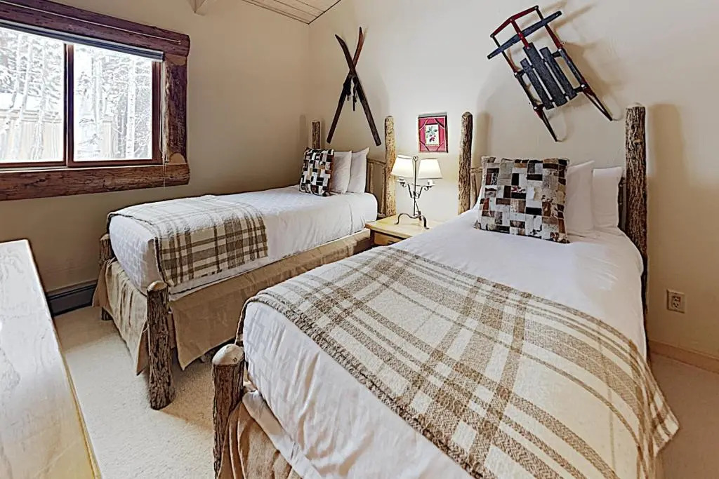 Timberline Condominiums 2 Bedroom Loft 2 Bath Deluxe Unit A3E