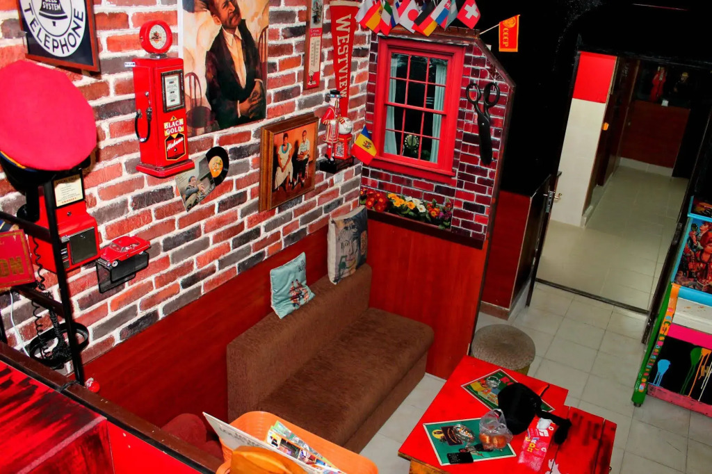 Grammy Hostel
