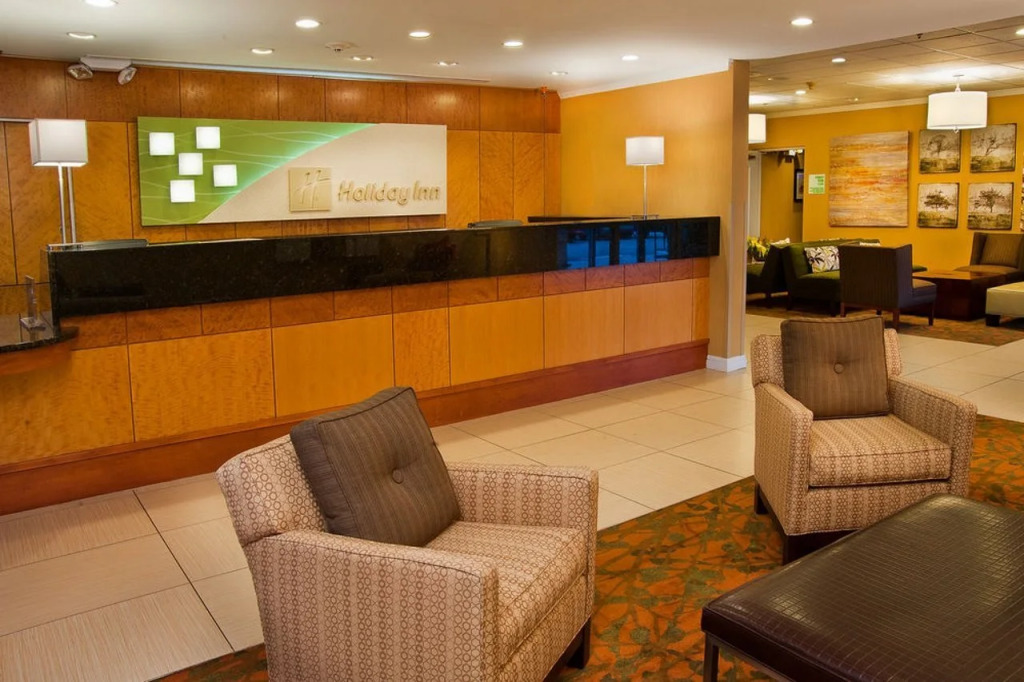 Drury Inn & Suites St. Louis Forest Park